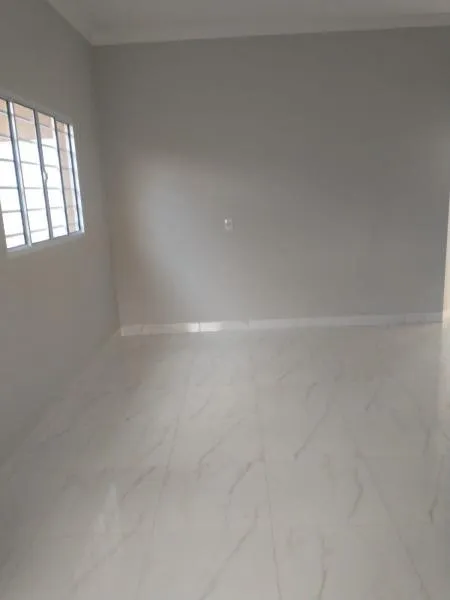 Casa à venda — foto 2 de 8