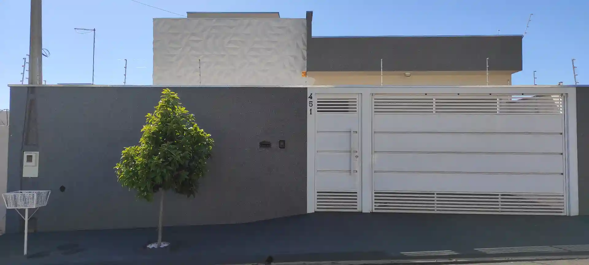 Casa com 2 quartos à venda, 125m² — foto 1 de 10