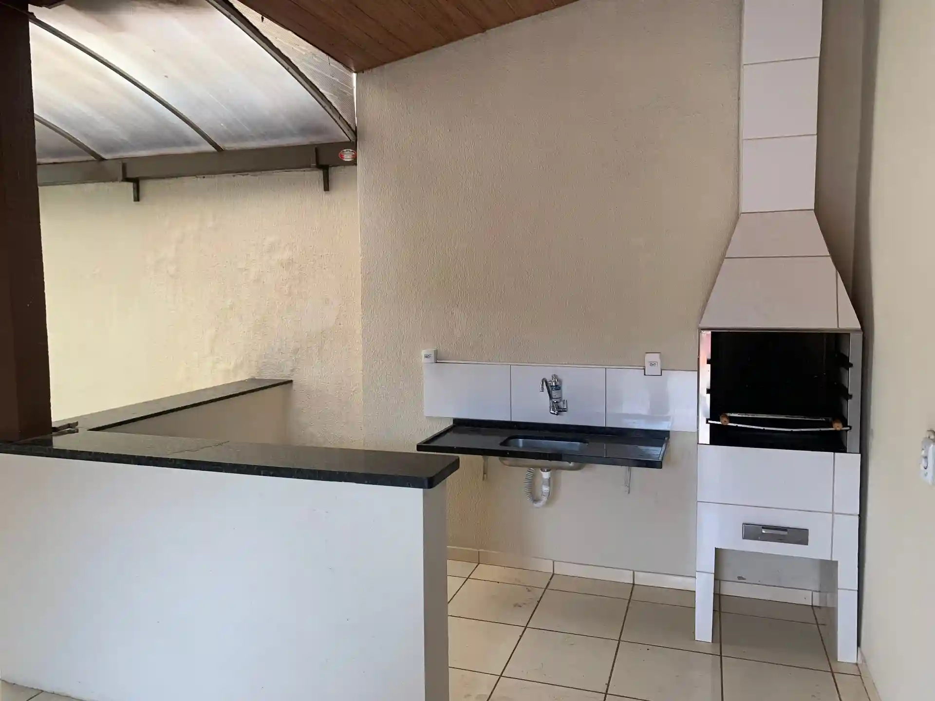 Casa com 3 quartos à venda, 100m² — foto 25 de 32