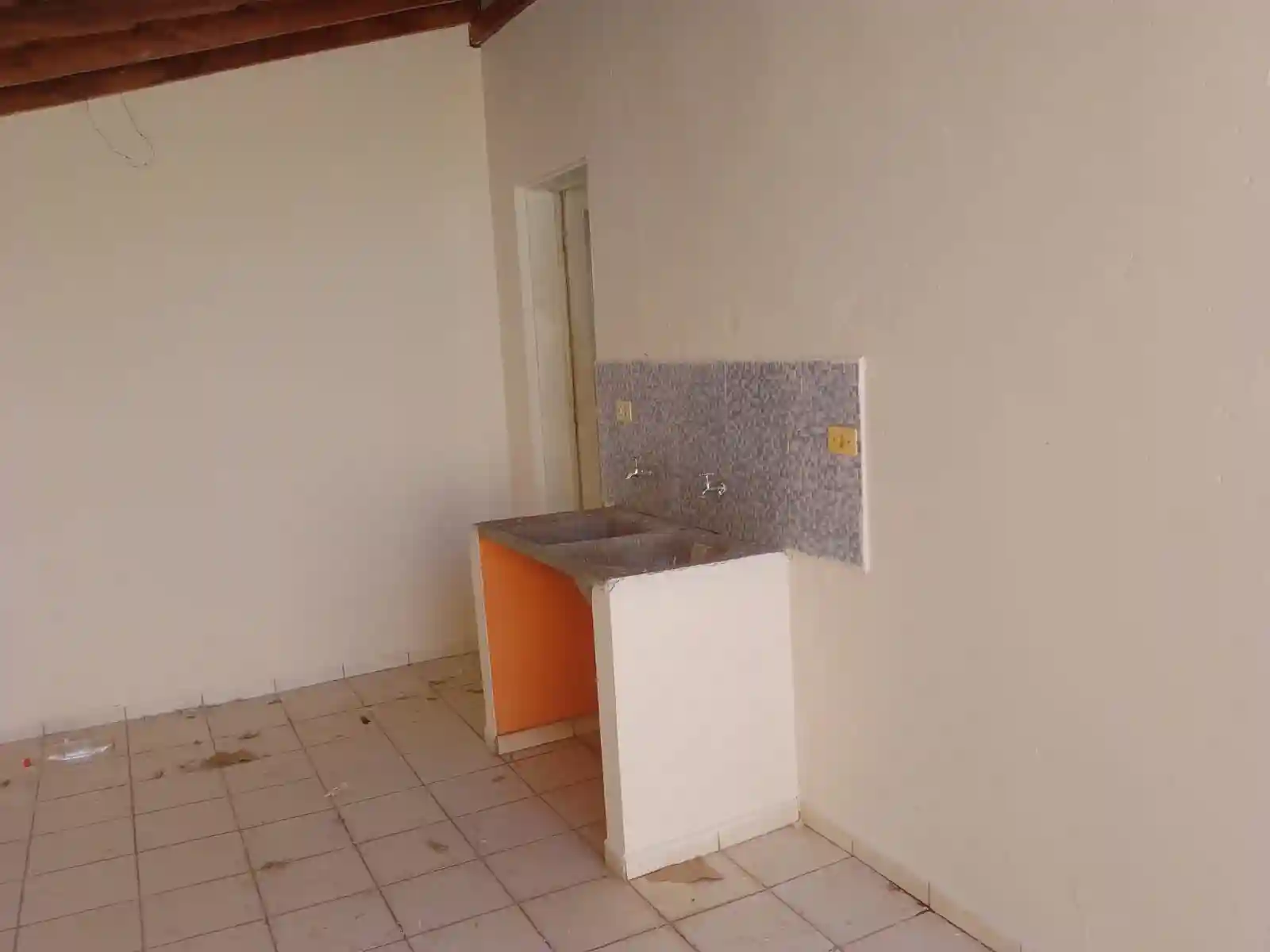 Casa com 2 quartos para aluguel, 120m² — foto 12 de 13