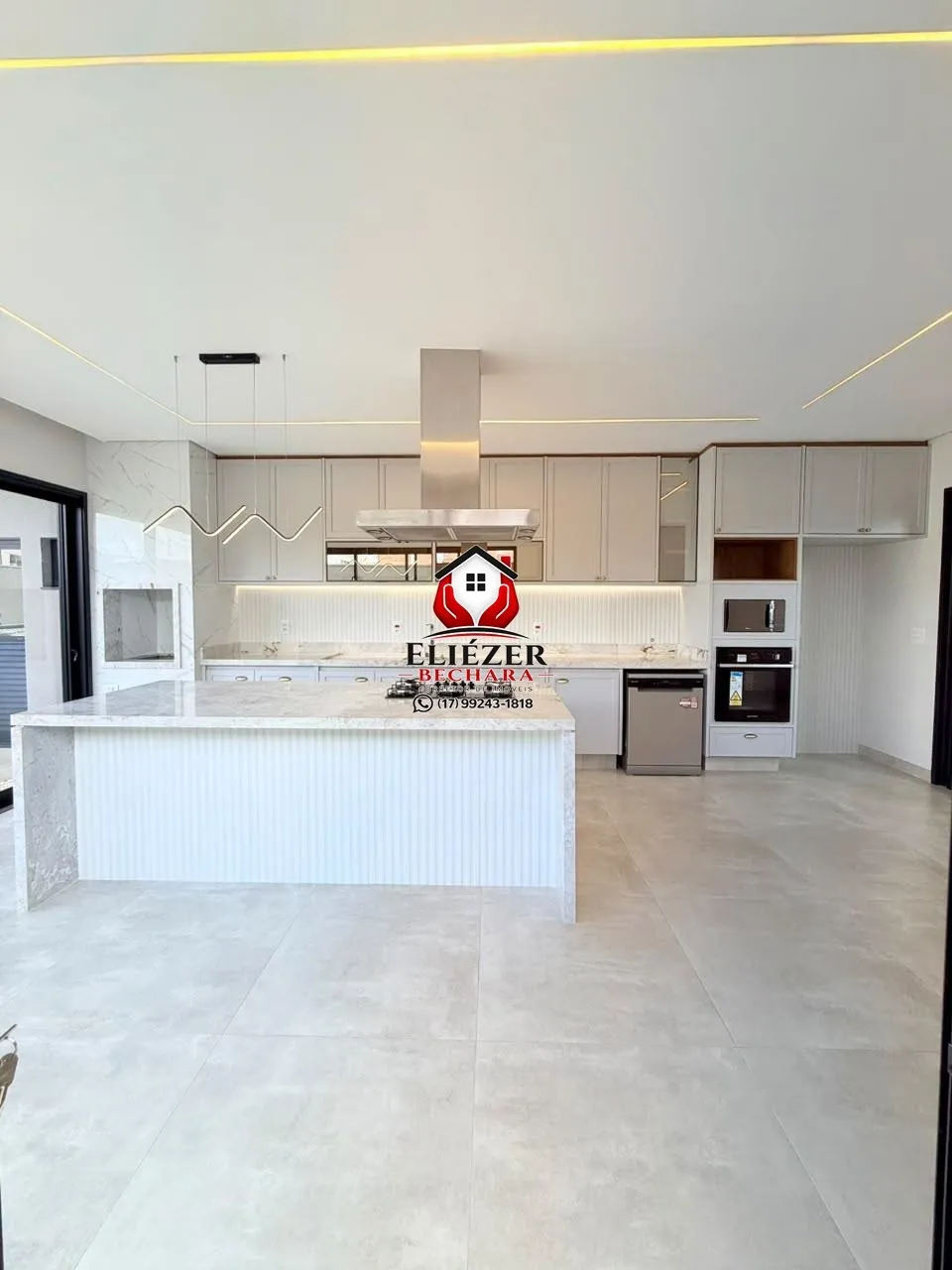 Casa de Condomínio com 3 quartos à venda, 185m² — foto 3 de 27