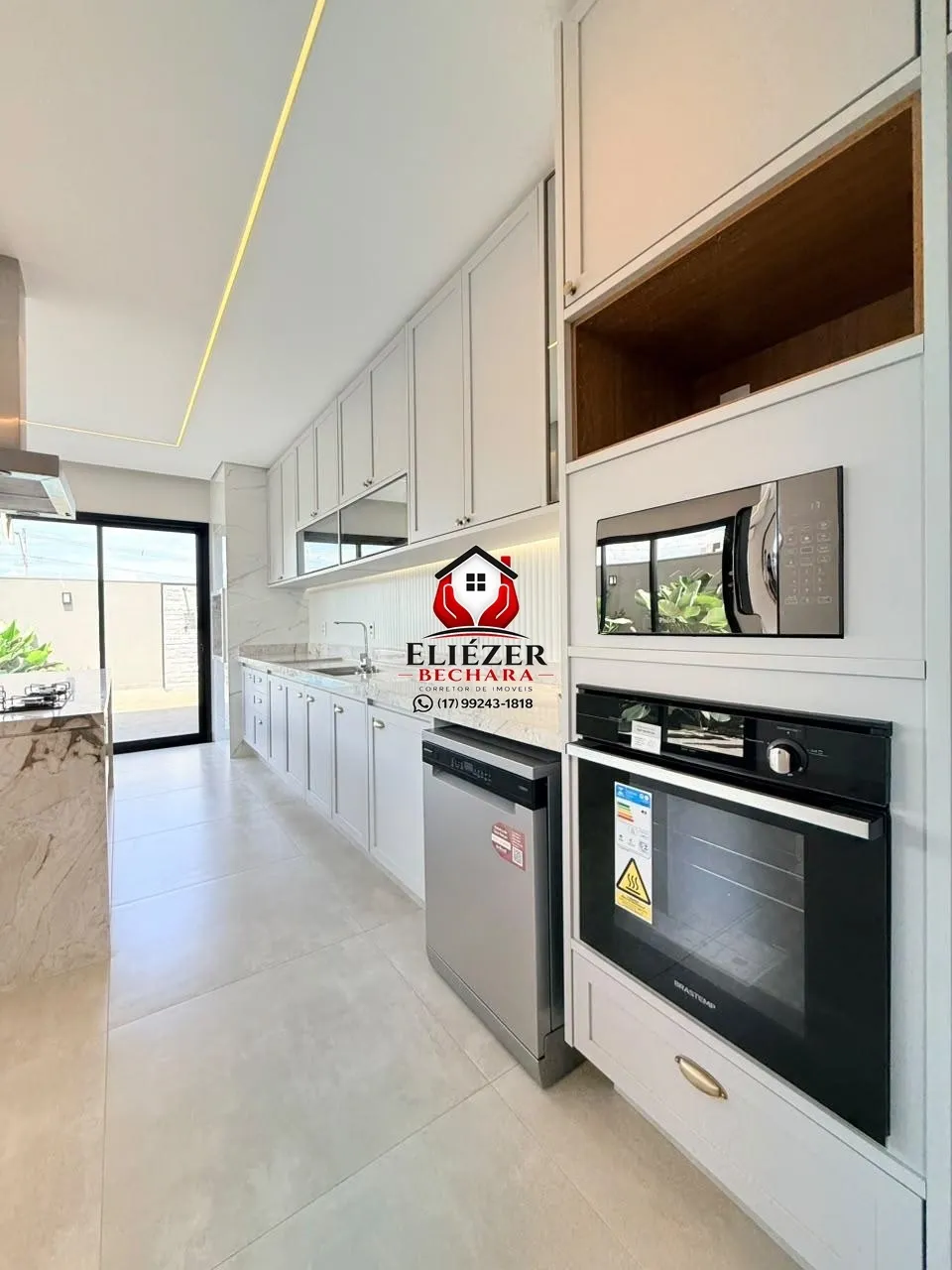 Casa de Condomínio com 3 quartos à venda, 185m² — foto 6 de 27