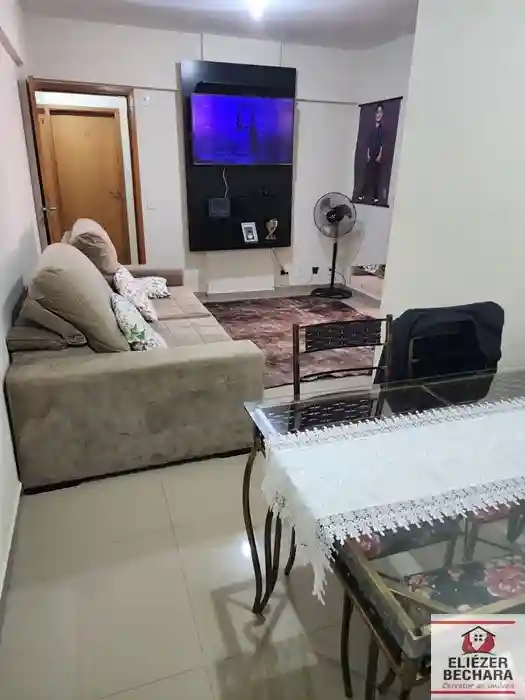 Apartamento com 2 quartos à venda, 70m² — foto 2 de 14