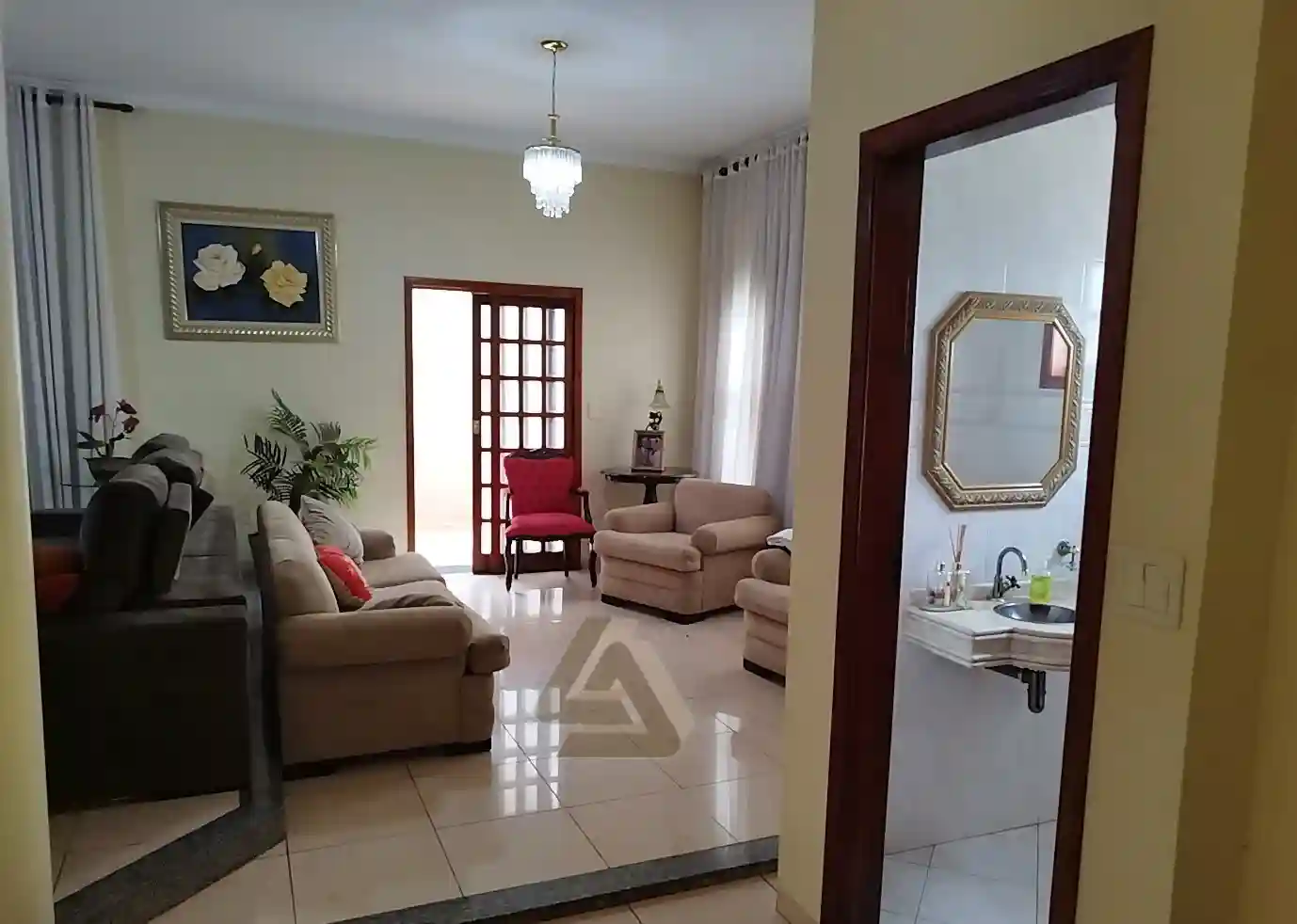 Casa de Condomínio com 3 quartos à venda, 240m² — foto 6 de 20