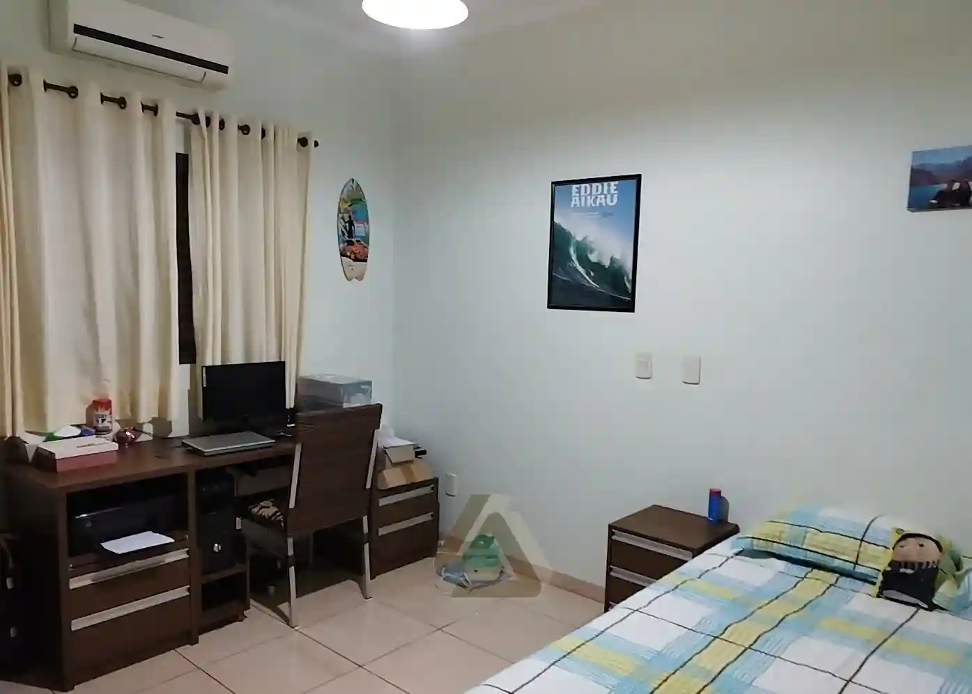 Casa de Condomínio com 3 quartos à venda, 240m² — foto 17 de 20