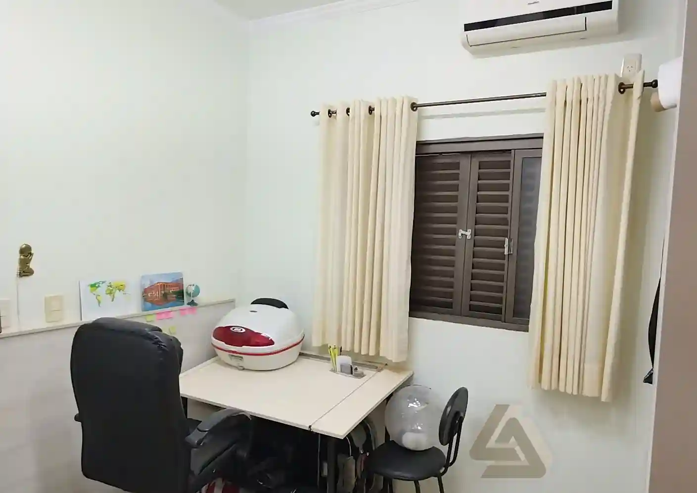 Casa de Condomínio com 3 quartos à venda, 240m² — foto 15 de 20