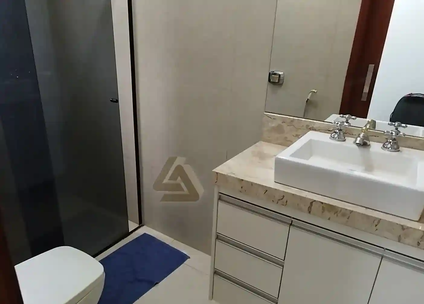 Casa de Condomínio com 3 quartos à venda, 240m² — foto 16 de 20