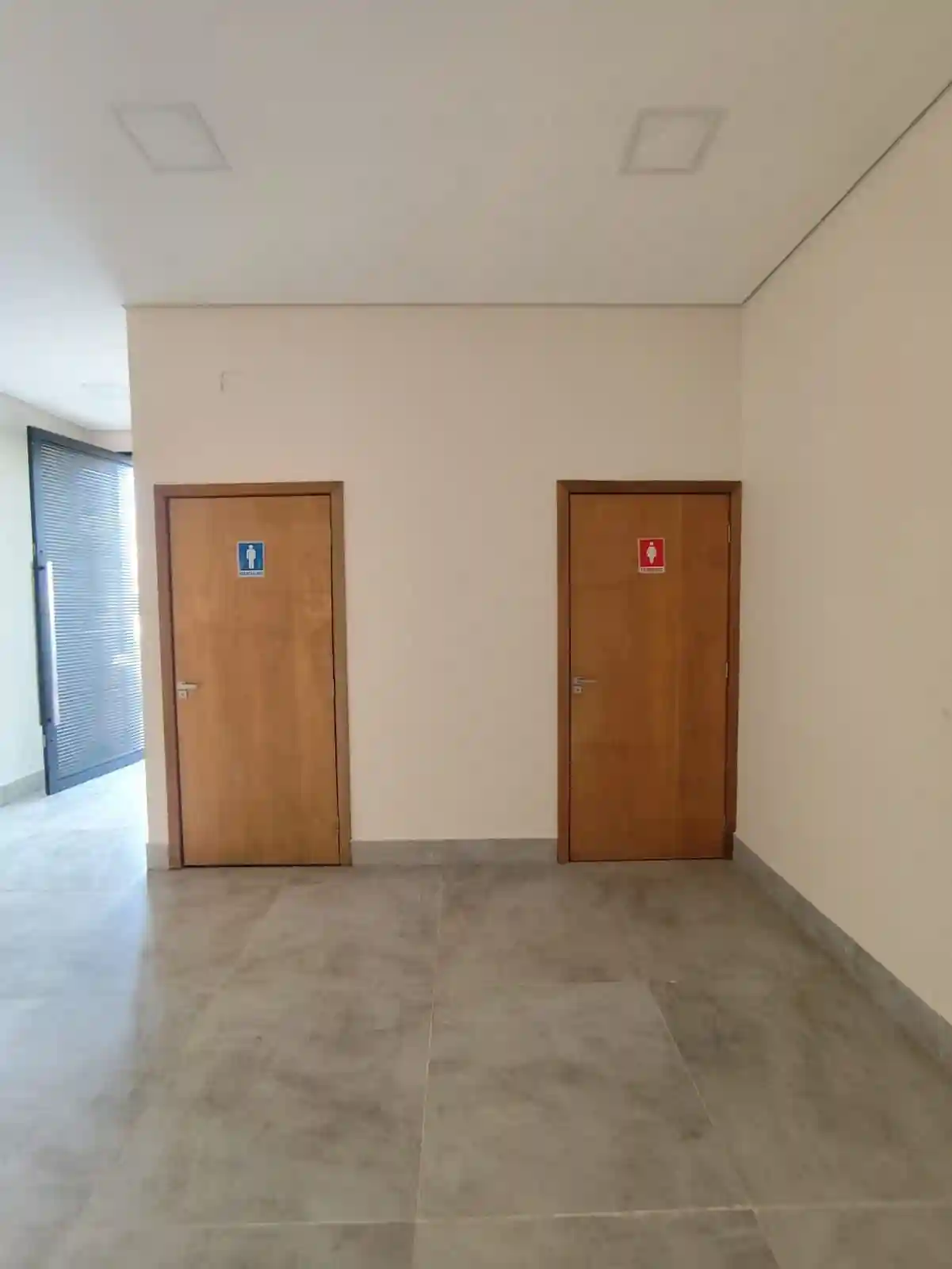 Conjunto Comercial / Sala com 3 quartos à venda, 100m² — foto 12 de 23