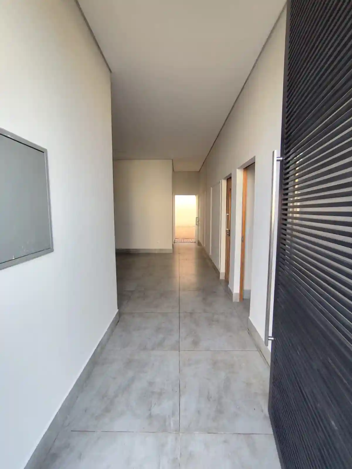 Conjunto Comercial / Sala com 3 quartos à venda, 100m² — foto 22 de 23