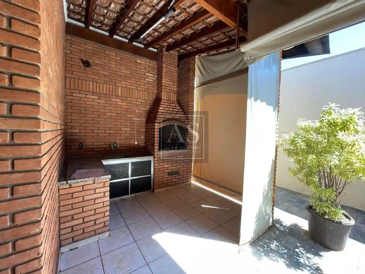 Casa com 3 quartos à venda, 169m² — foto 18 de 20