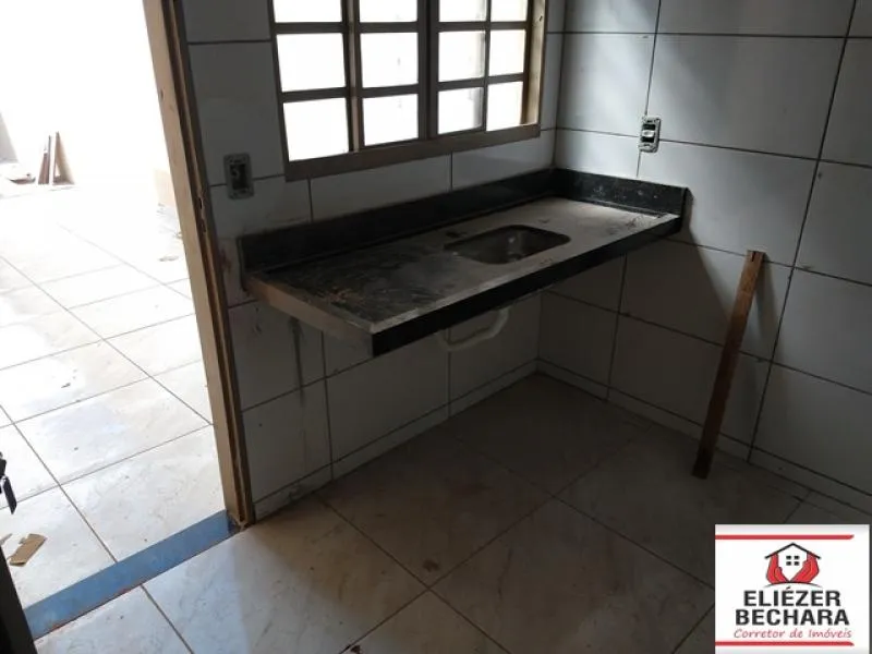 Imóvel Comercial à venda — foto 2 de 6