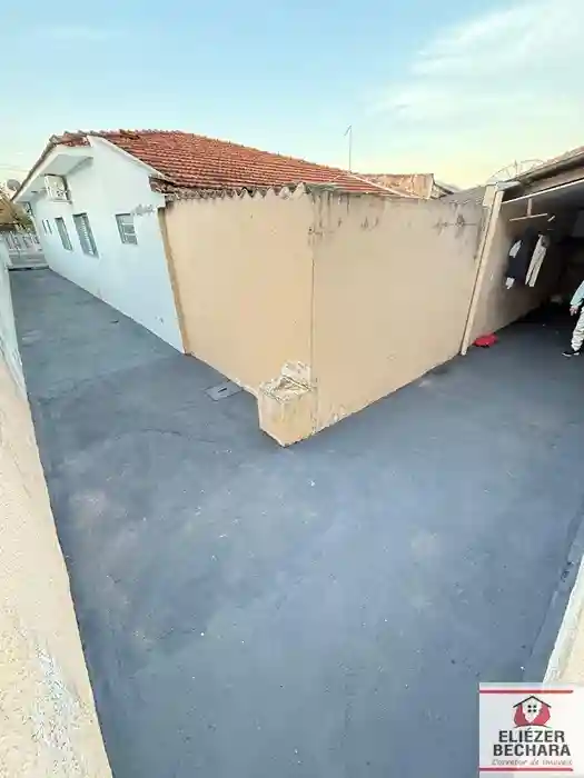 Casa com 4 quartos à venda, 230m² — foto 17 de 23