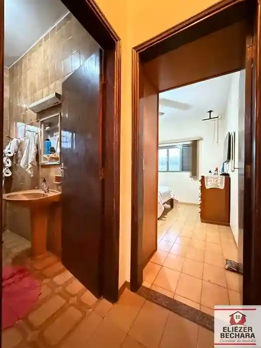 Casa com 4 quartos à venda, 230m² — foto 6 de 23
