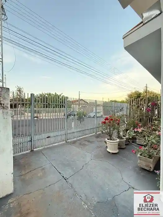 Casa com 4 quartos à venda, 230m² — foto 18 de 23