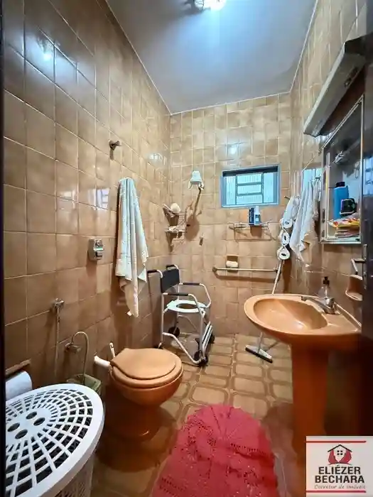 Casa com 4 quartos à venda, 230m² — foto 14 de 23