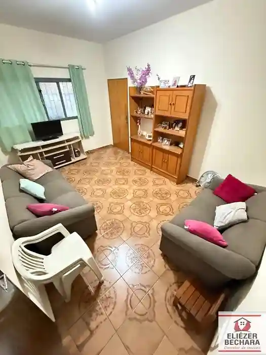 Casa com 4 quartos à venda, 230m² — foto 16 de 23