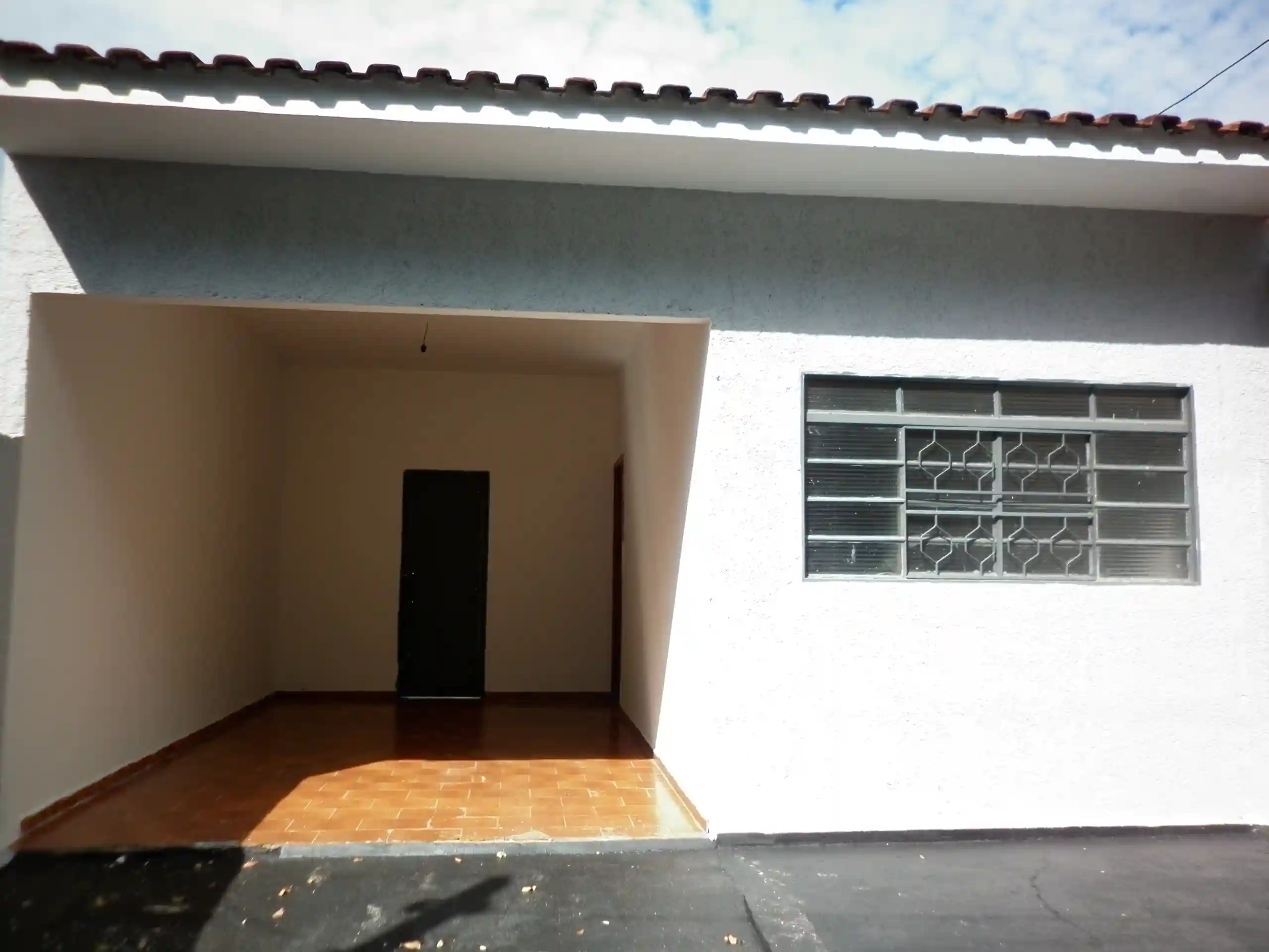 Casa à venda — foto 1 de 3