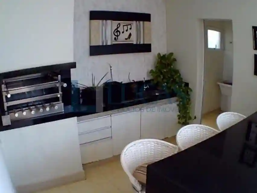 Casa de Condomínio com 3 quartos à venda, 305m² — foto 16 de 19