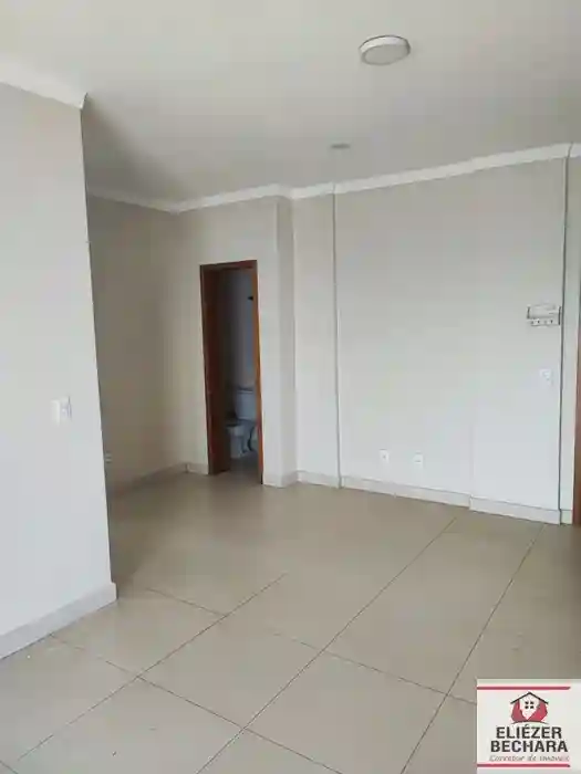 Apartamento com 3 quartos à venda, 105m² — foto 2 de 28