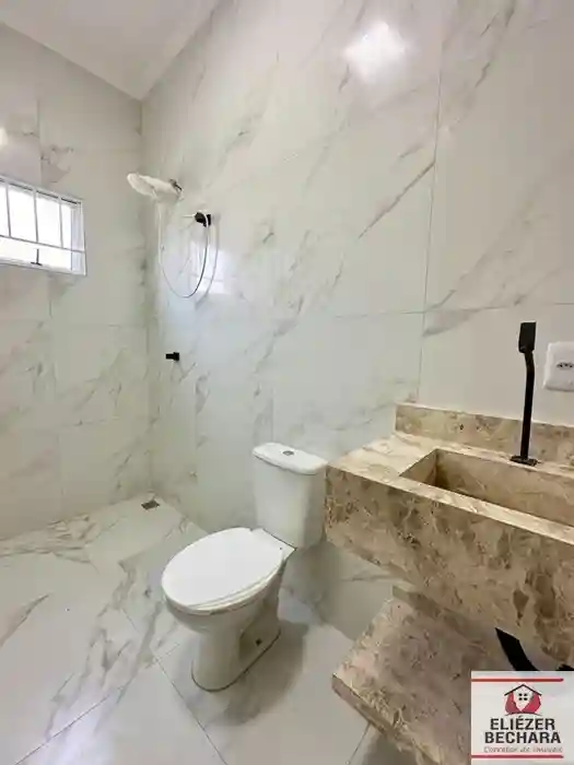 Casa com 3 quartos à venda, 100m² — foto 2 de 15