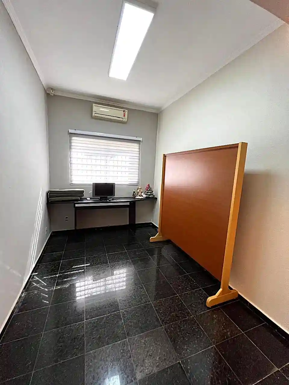 Casa Comercial com 5 quartos à venda, 300m² — foto 8 de 16
