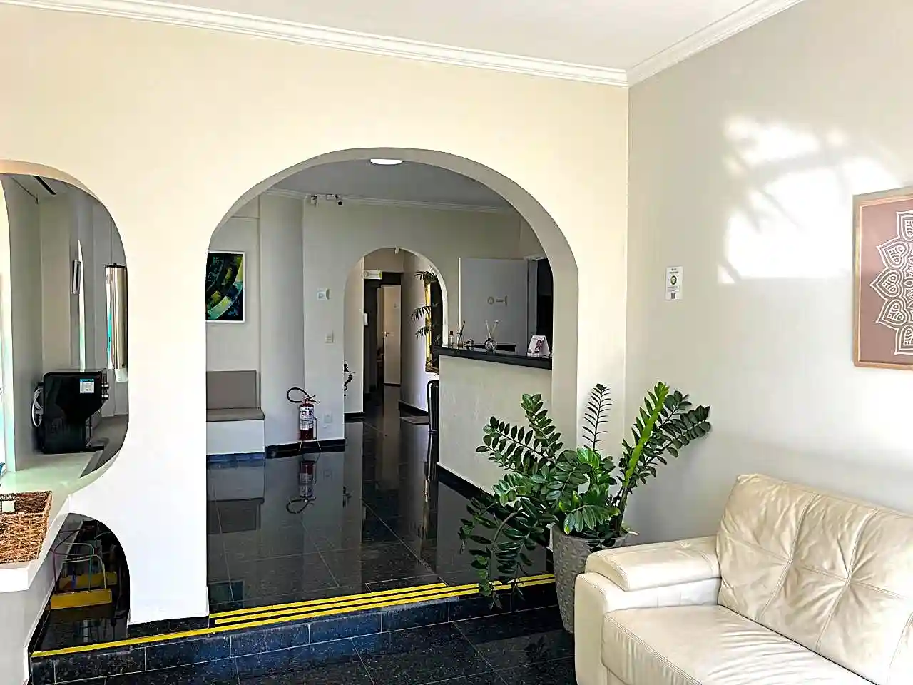 Casa Comercial com 5 quartos à venda, 300m² — foto 4 de 16