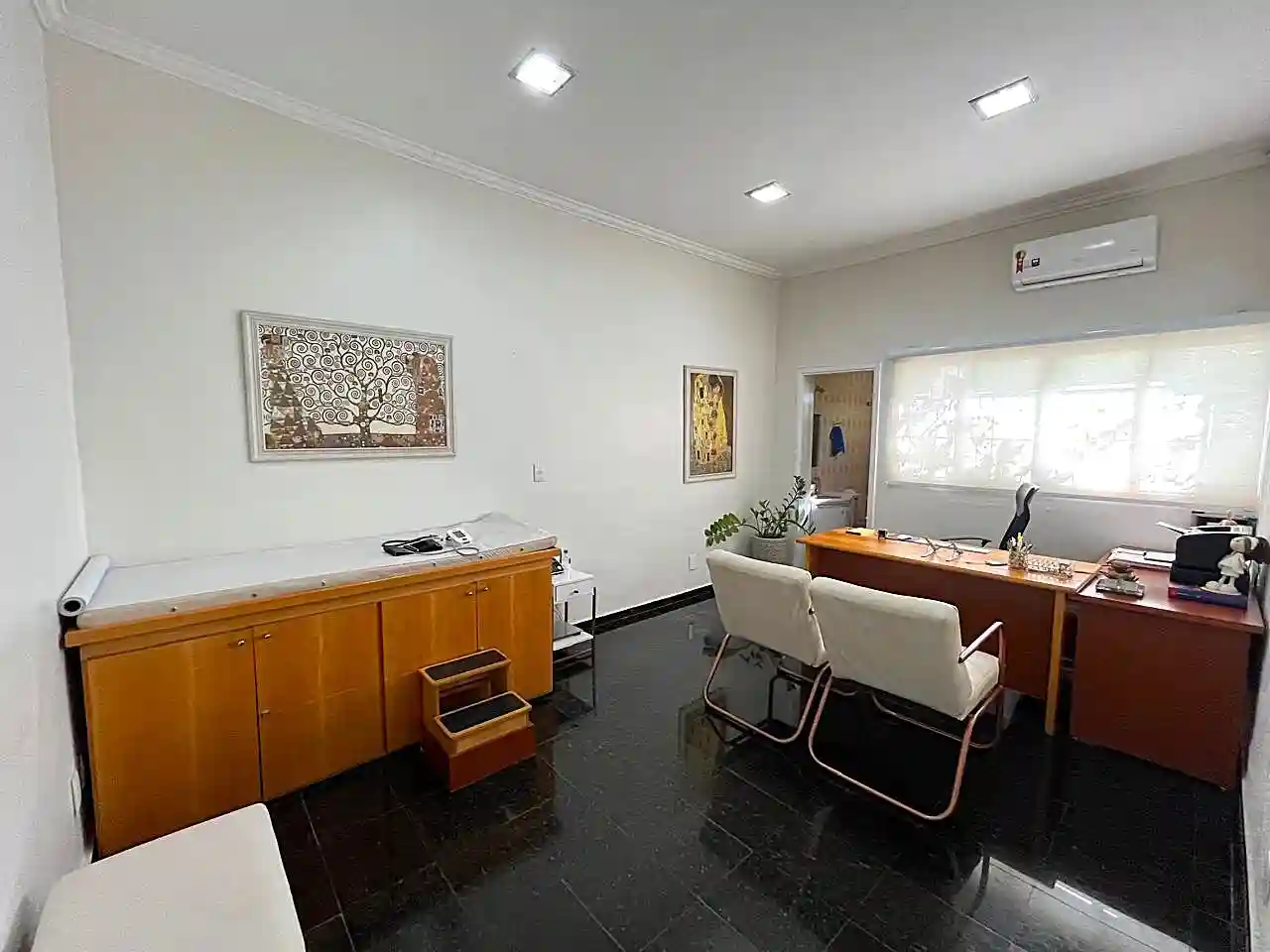 Casa Comercial com 5 quartos à venda, 300m² — foto 7 de 16
