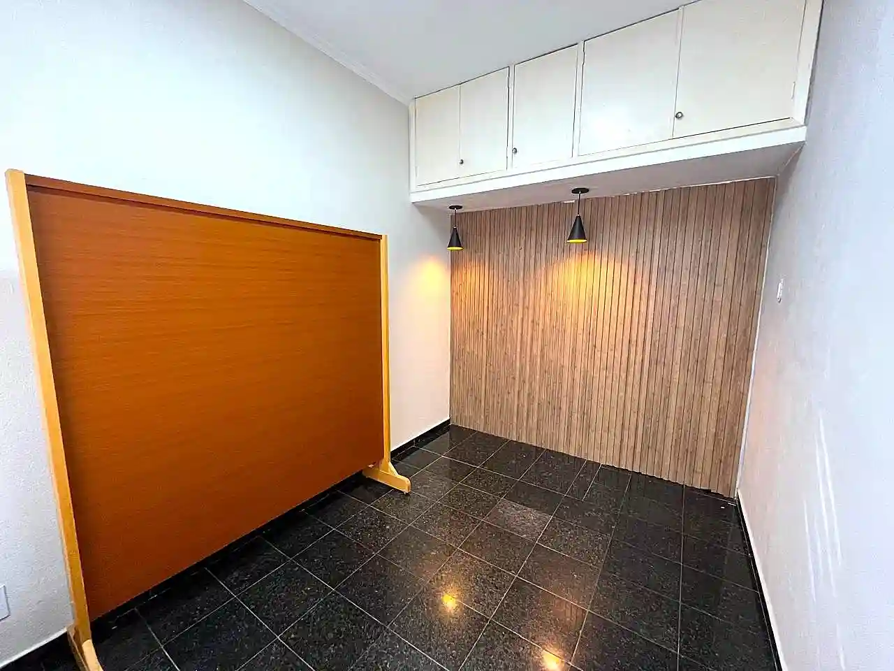 Casa Comercial com 5 quartos à venda, 300m² — foto 9 de 16