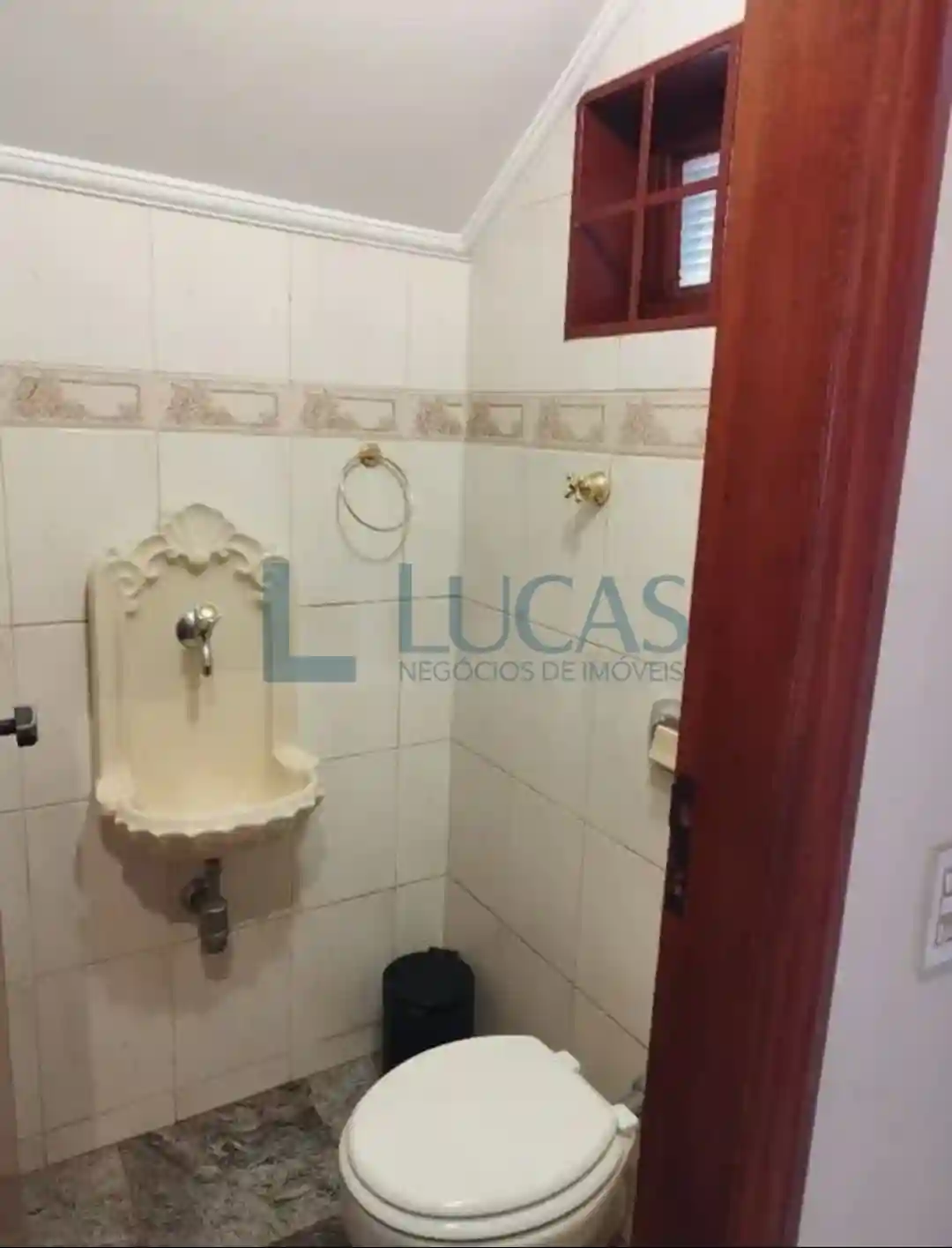 Casa com 3 quartos à venda, 248m² — foto 8 de 18