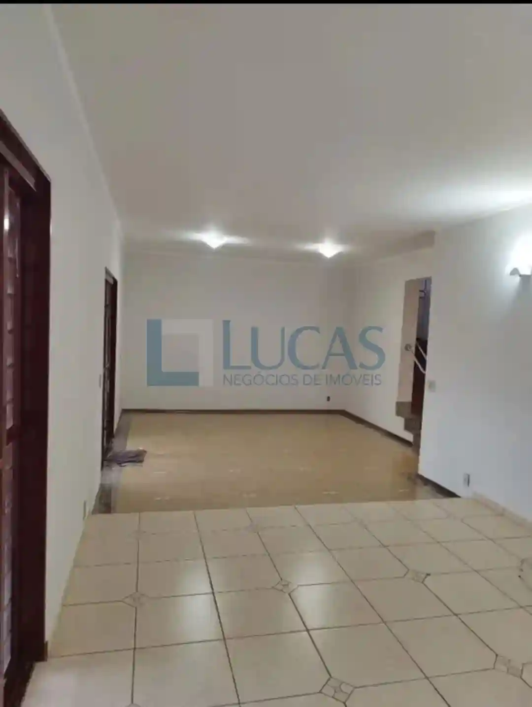 Casa com 3 quartos à venda, 248m² — foto 6 de 18
