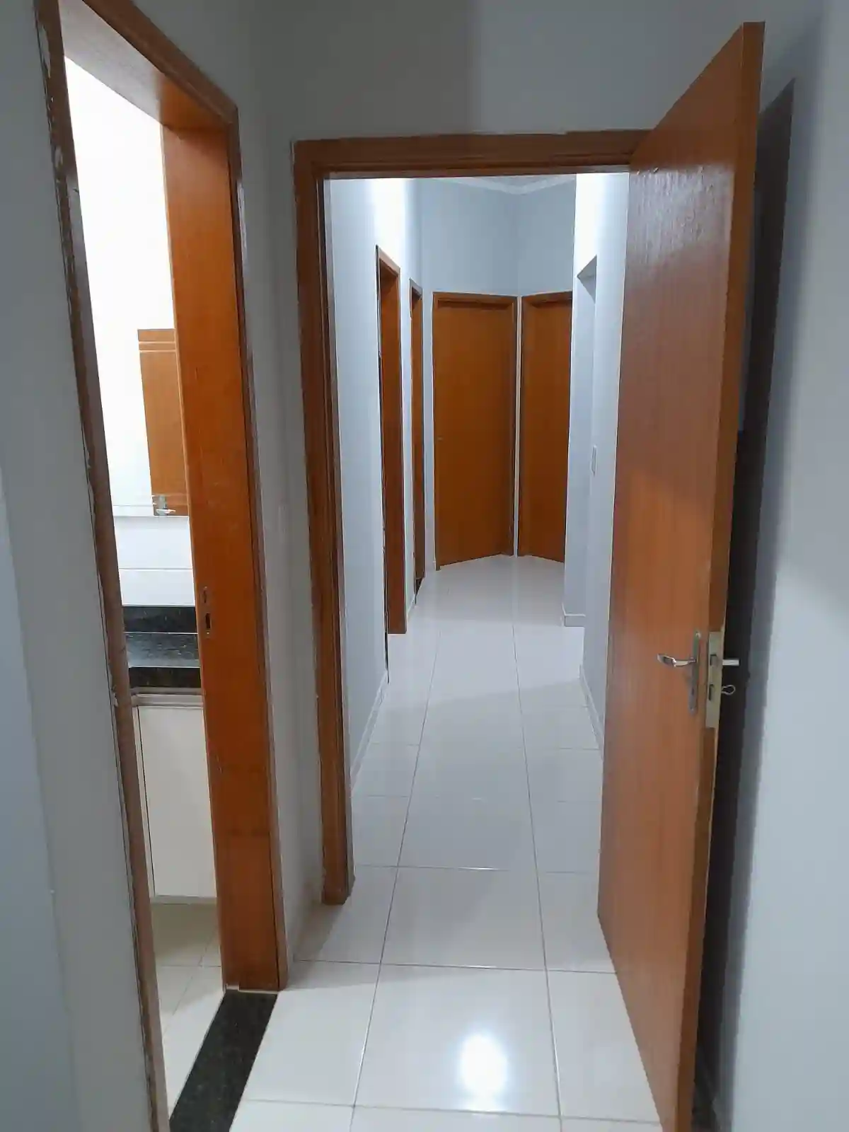 Casa com 3 quartos à venda, 242m² — foto 8 de 20
