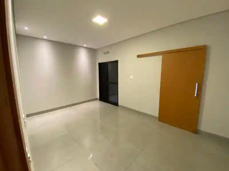 Casa de Condomínio à venda — foto 9 de 21