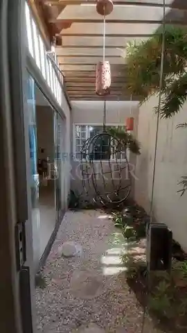Casa de Condomínio à venda — foto 8 de 10
