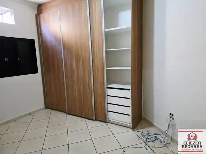 Casa com 3 quartos à venda, 290m² — foto 14 de 21