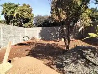 Terreno / Lote / Condomínio à venda — foto 1 de 14
