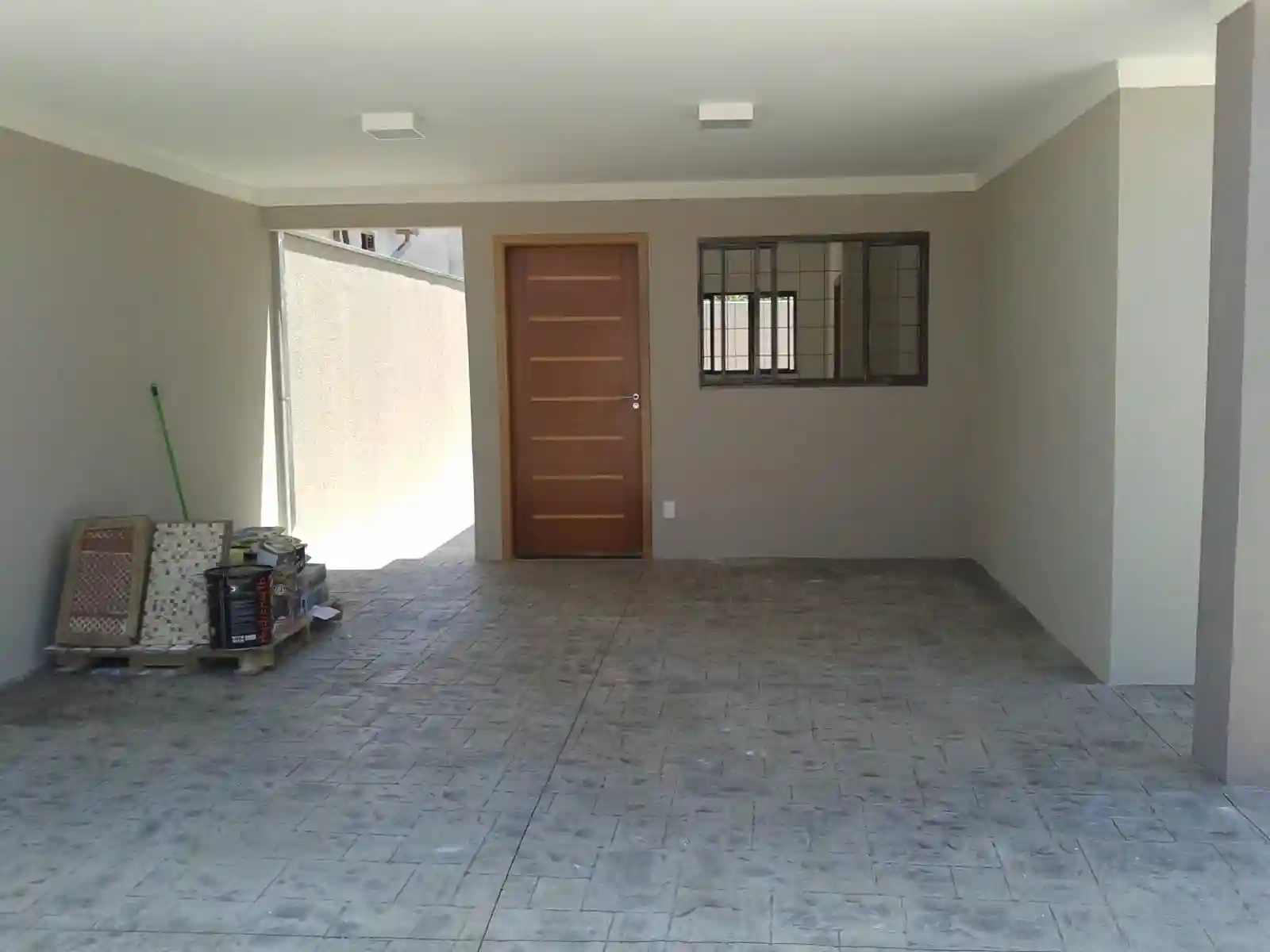 Casa com 2 quartos à venda, 200m² — foto 1 de 14