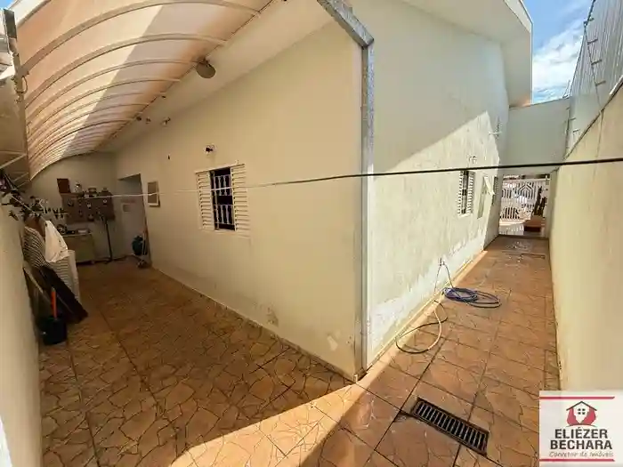 Casa com 3 quartos à venda, 137m² — foto 22 de 24