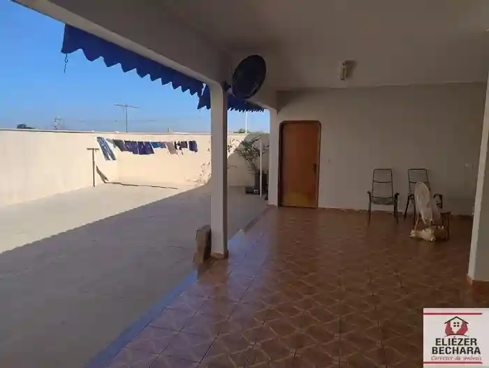 Casa com 3 quartos à venda, 220m² — foto 11 de 58