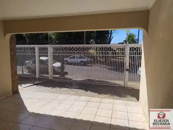 Casa com 3 quartos à venda, 220m² — foto 56 de 58