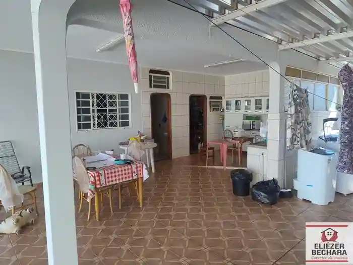 Casa com 3 quartos à venda, 220m² — foto 24 de 58