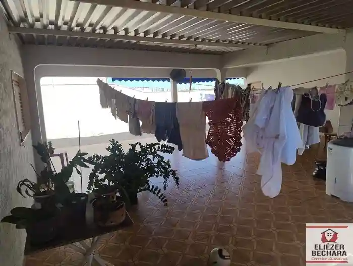 Casa com 3 quartos à venda, 220m² — foto 27 de 58