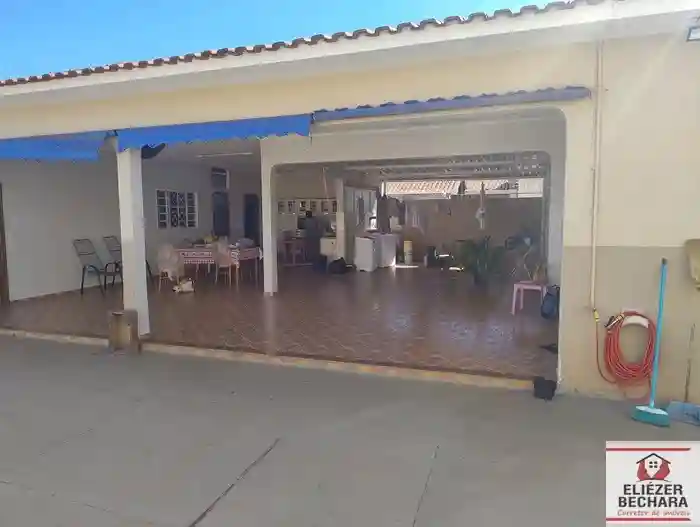 Casa com 3 quartos à venda, 220m² — foto 4 de 58