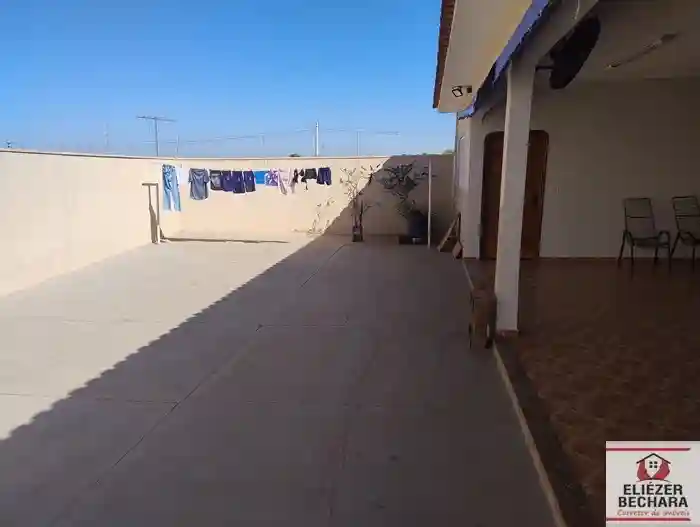 Casa com 3 quartos à venda, 220m² — foto 30 de 58