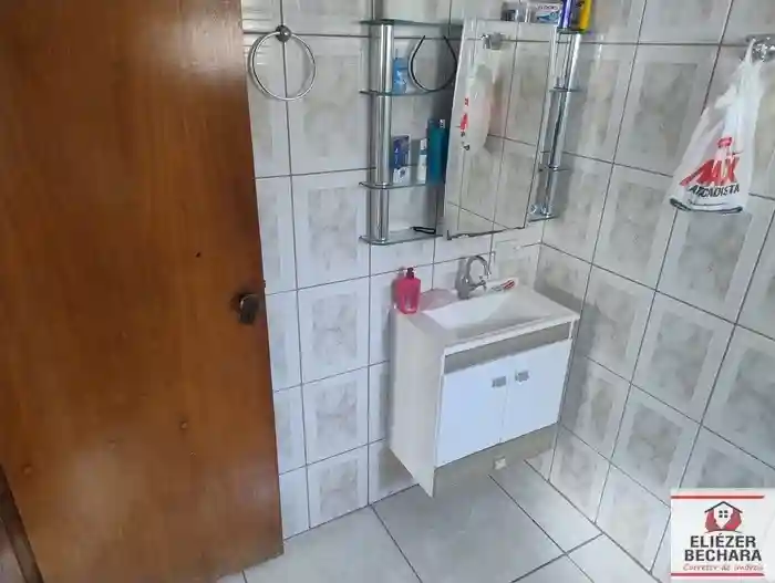 Casa com 3 quartos à venda, 220m² — foto 47 de 58