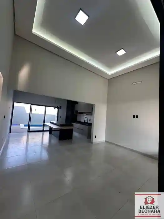 Casa com 3 quartos à venda, 130m² — foto 1 de 18