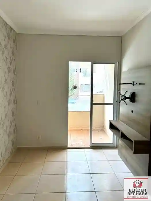 Apartamento com 2 quartos à venda, 53m² — foto 1 de 27
