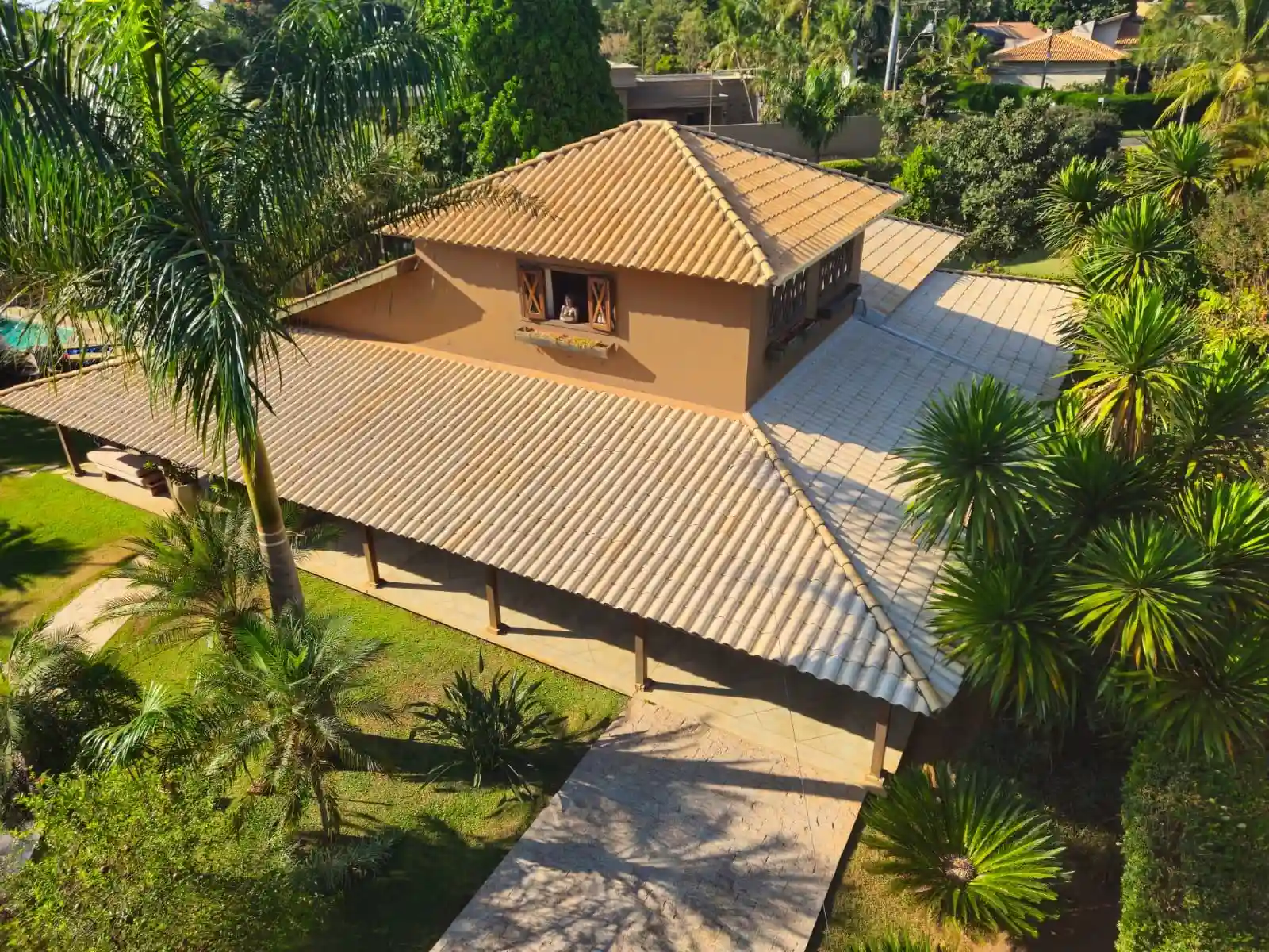 Fazenda / Sítio / Chácara com 4 quartos à venda, 2500m² — foto 1 de 50