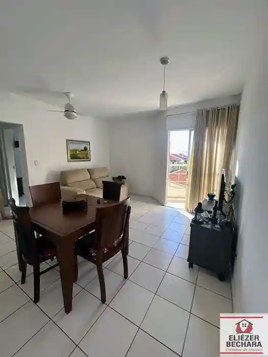 Apartamento com 2 quartos à venda, 68m² — foto 1 de 11