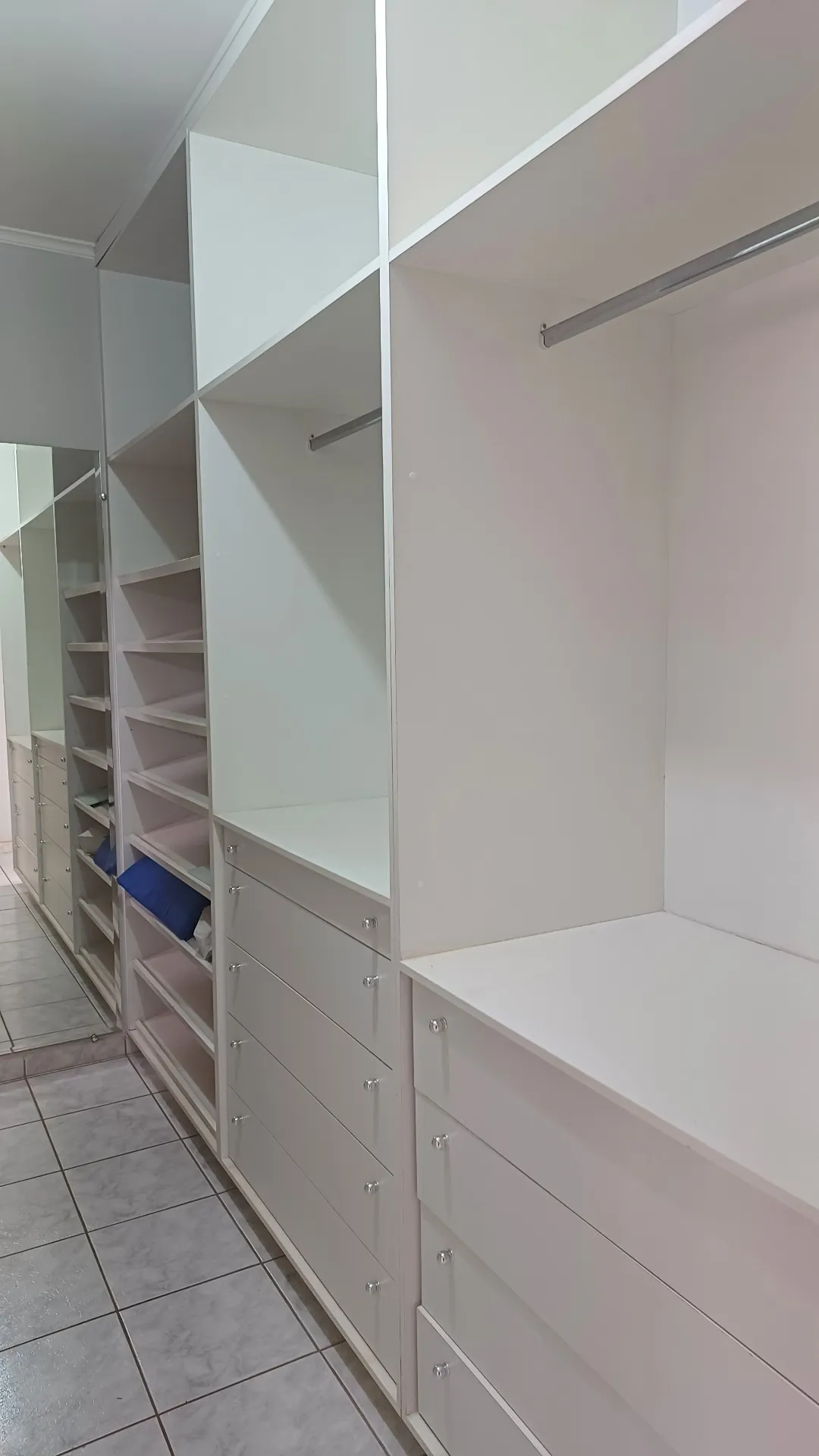 Casa com 4 quartos à venda, 283m² — foto 33 de 42