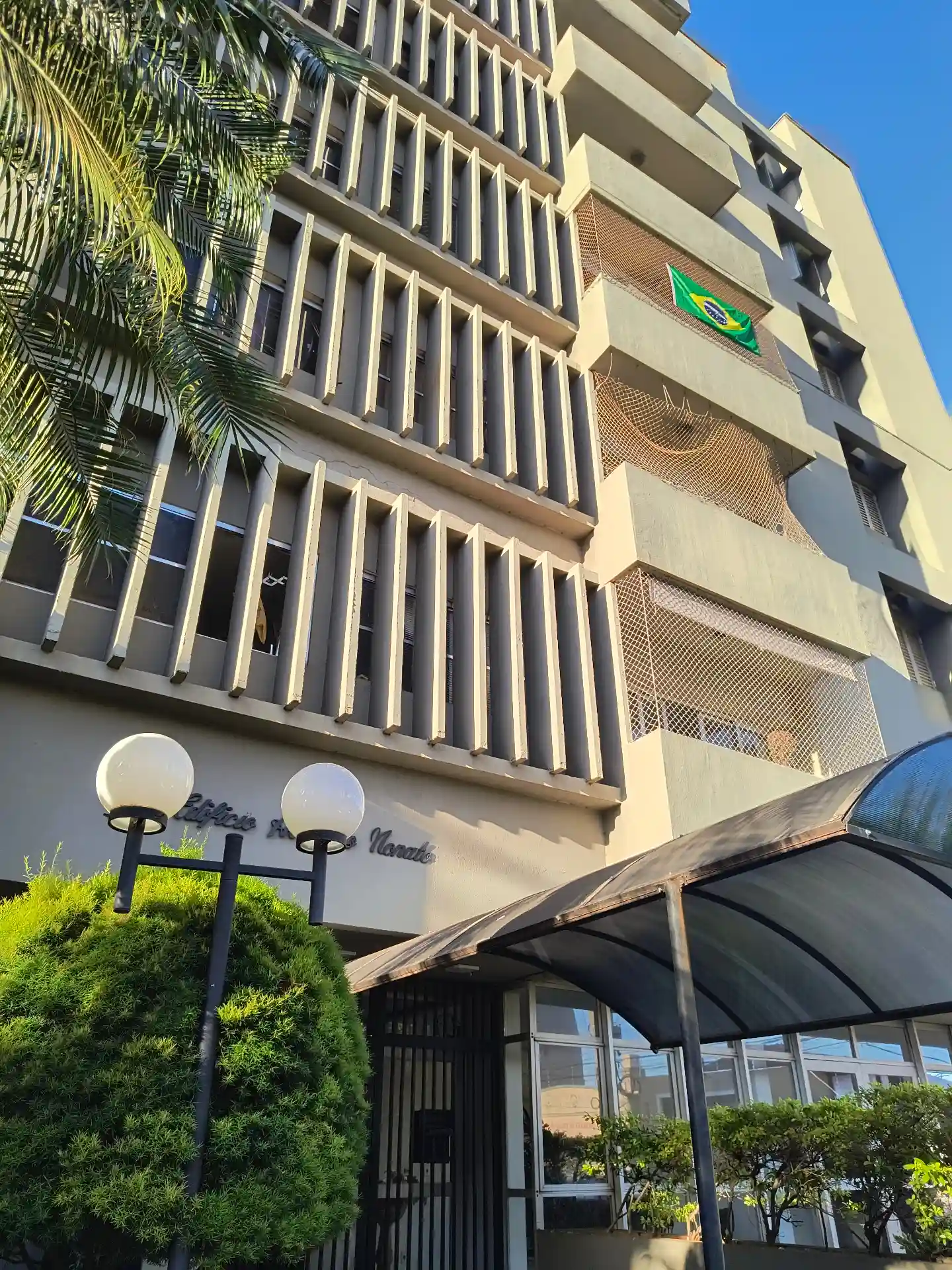 Apartamento com 3 quartos à venda, 105m² — foto 1 de 13